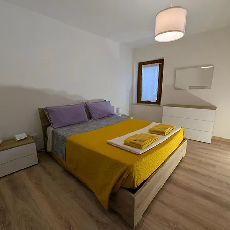 Desy Spazioso E Completo Con 3 Camere, 2 Bagni, Fino A 8 Posti Letto