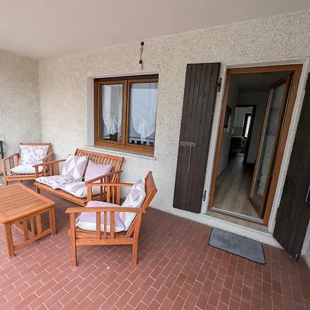 Spazioso E Completo Con 3 Camere, Doppi Servizi, Fino A 8 Posti Letto Appartement *